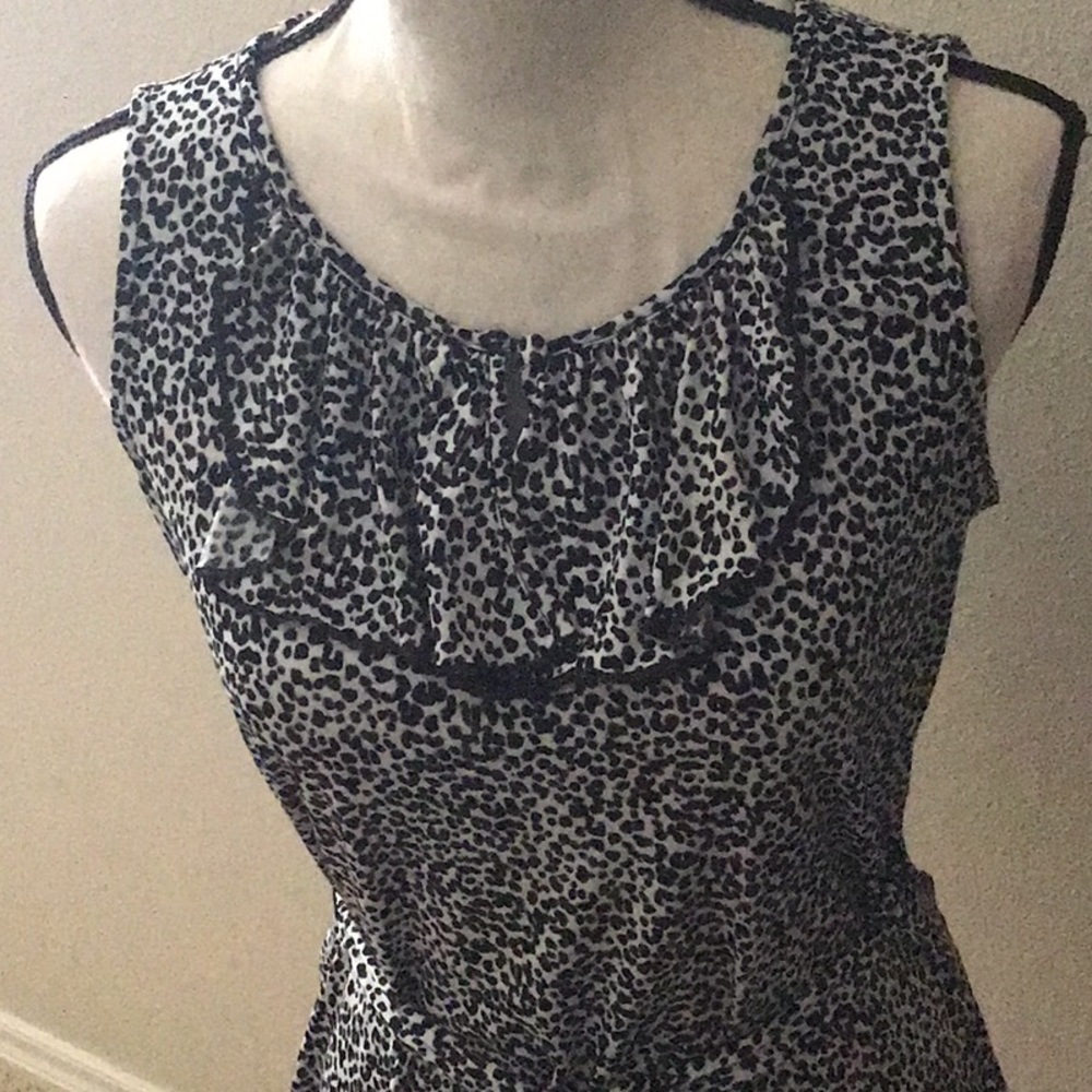 SMALL Liz Claiborne Leopard Sleeveless Top - Picture 5 of 6